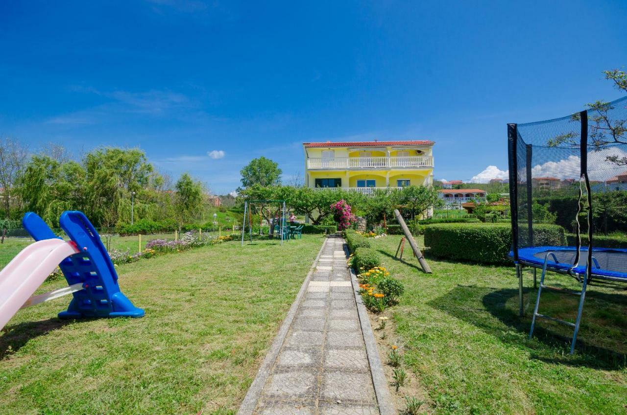 Apartments Boza Lopar Exteriér fotografie